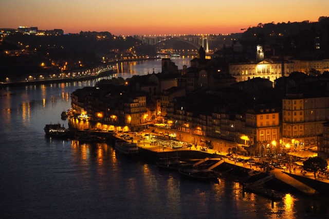Rio Douro riverfront by night, Porto