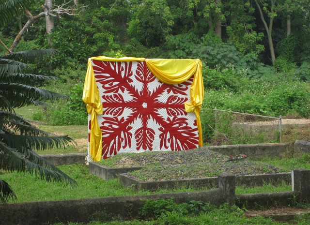 A grave on Vava’u Island decorated with a traditional Tongan quilt